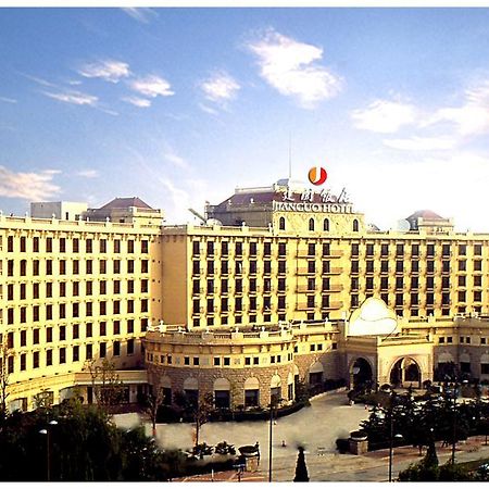 Zhengzhou Jianguo Hotel Buitenkant foto